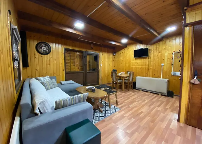 Viridian Three Accommodation, Three Winds