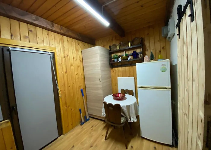 Viridian Three Accommodation, Three Winds